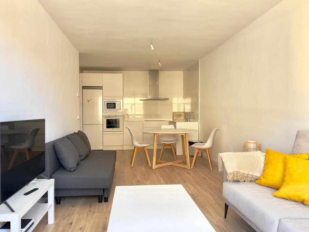 Housing Leon Ana Mogas Con Garaje Leão Exterior foto